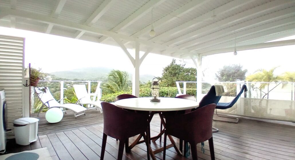 Vue d'ensemble de la terrasse