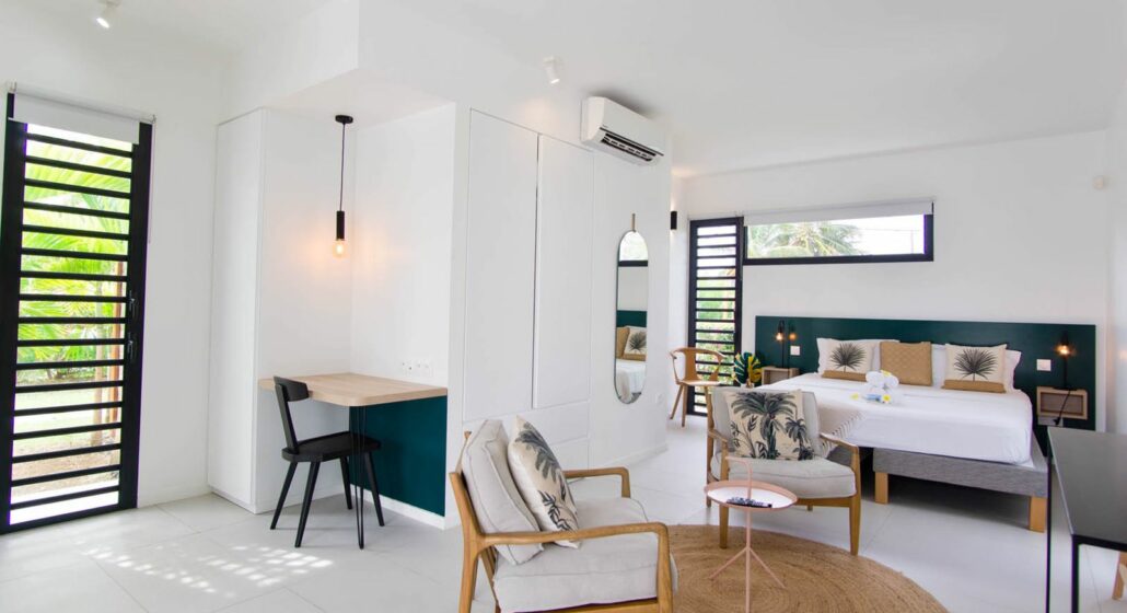 Société DREAM LIVING/Madame BETZI Ketty